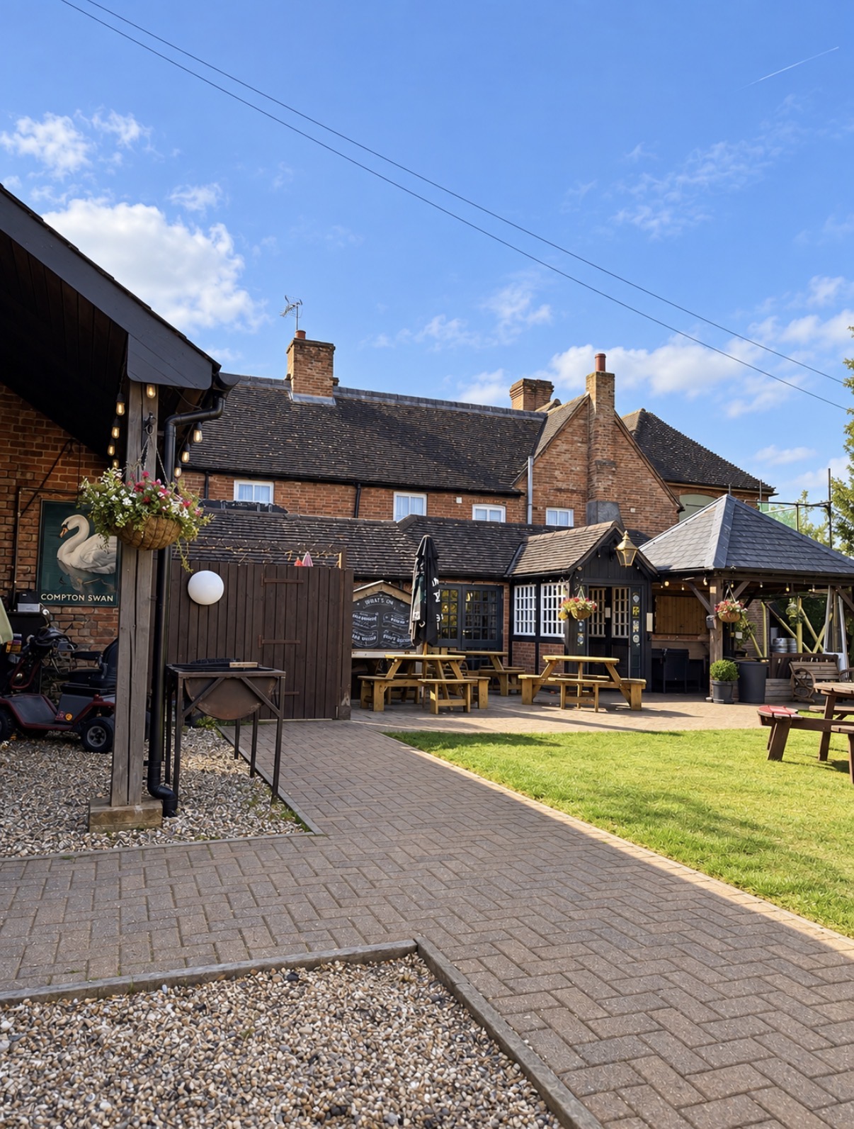 Garden seating at The Swan at Compton